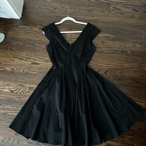 Elegant Black Dress - Calvin Klein sz 4